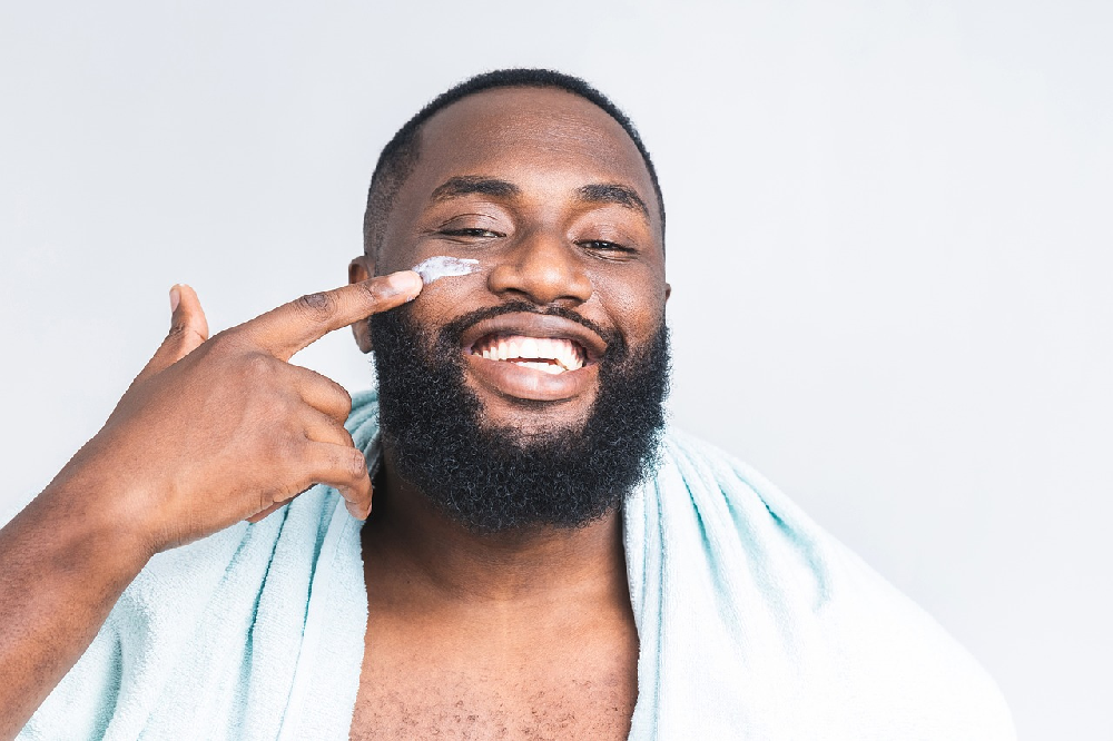 Pielęgnacja twarzy dla mężczyzn – warto wiedzieć
